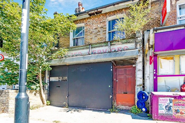 3 Bedroom Terraced House For Sale In Malpas Road, London, SE4