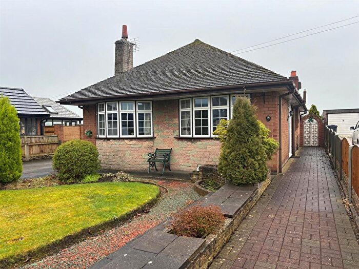 2 Bedroom Detached Bungalow For Sale In Doe Meadow, Newburgh, WN8