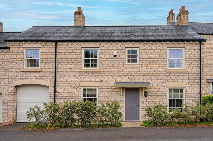 4 Bedroom Link Detached House For Sale In Oxclose Road, Boston Spa, LS23
