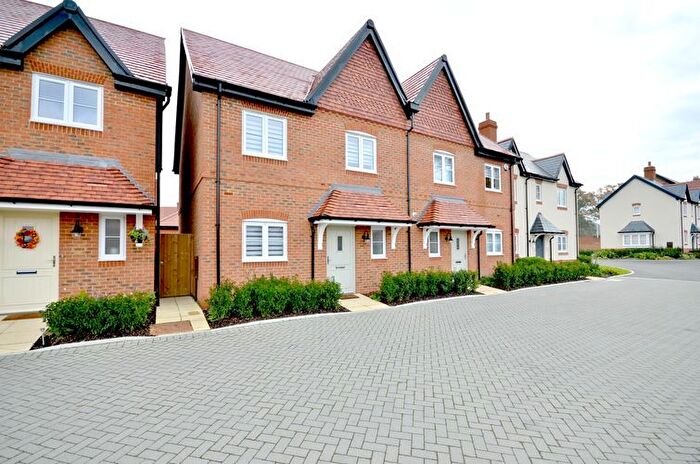 3 Bedroom End Terrace House To Rent In Hazylwood, Wokingham, RG40
