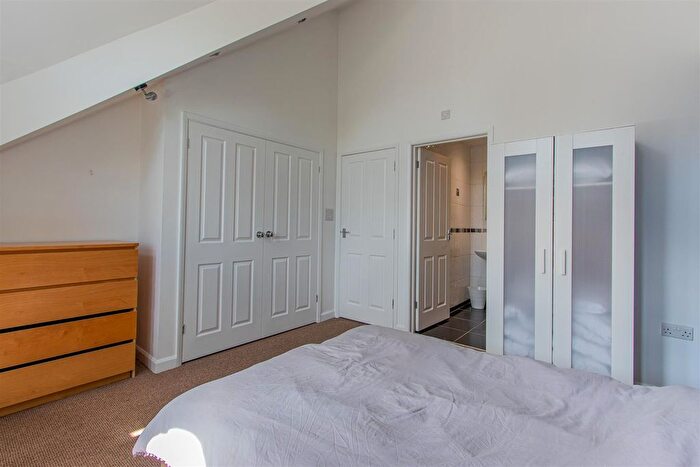 2 Bedroom Flat To Rent In Cowbridge Road East, Canton, Cardiff, CF11