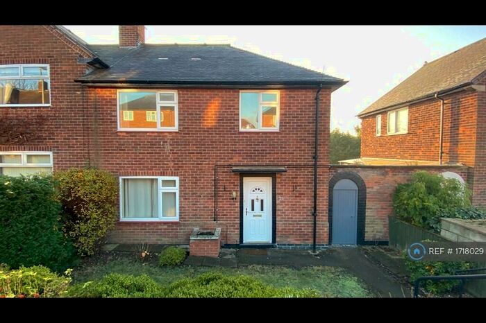 3 Bedroom Semi-Detached House To Rent In Torbay Crescent, Nottingham, NG5