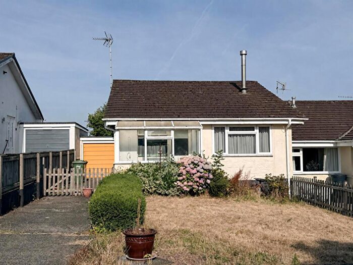 2 Bedroom Detached Bungalow For Sale In Oakdale Avenue, Swimbridge, Barnstaple, EX32