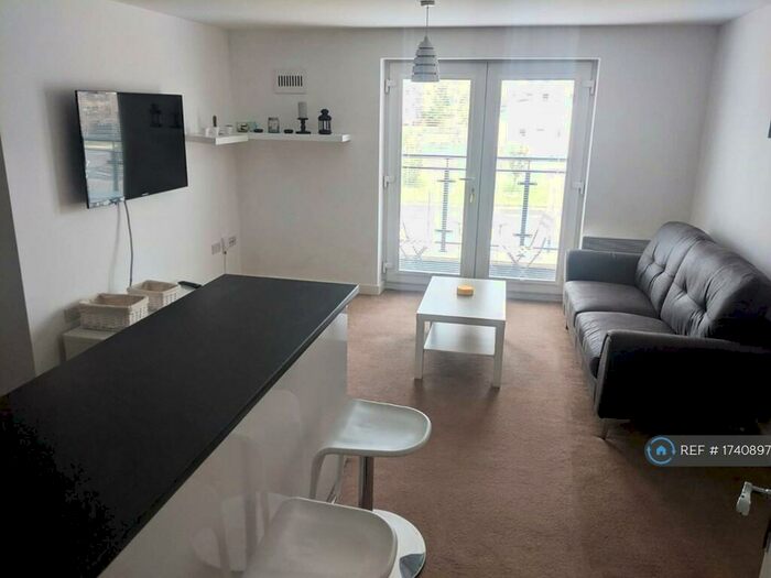 2 Bedroom Flat To Rent In The Edge, Birmingham, B15