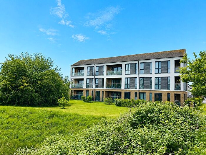 2 Bedroom Flat For Sale In Russell Avenue, Locking Parklands, Weston-Super-Mare, BS24