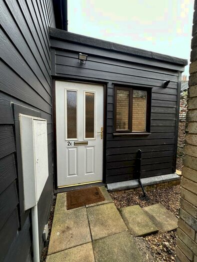 2 Bedroom Cottage To Rent In Park Avenue, Newmarket, CB8