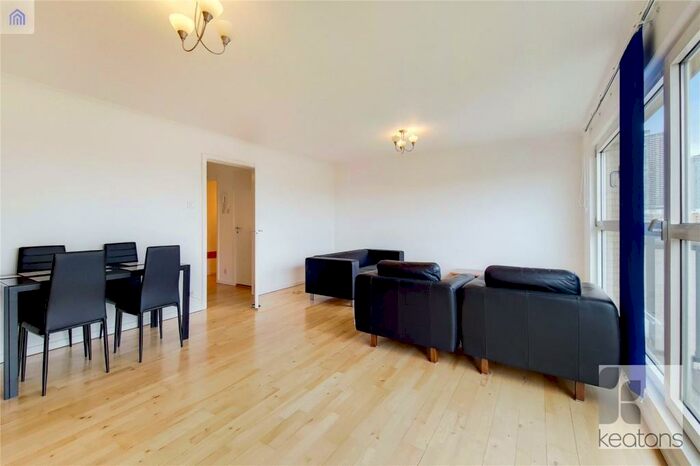 1 Bedroom Flat To Rent In Tivoli Court, Rotherhithe Street, London, SE16