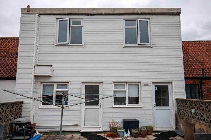 1 Bedroom Flat To Rent In Market Place, Westbury, Wiltshire, BA13