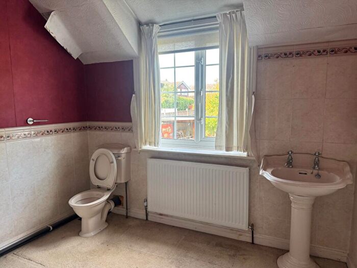 2 Bedroom Semi-Detached House For Sale In Beech View, Spital Road, Blyth, S81