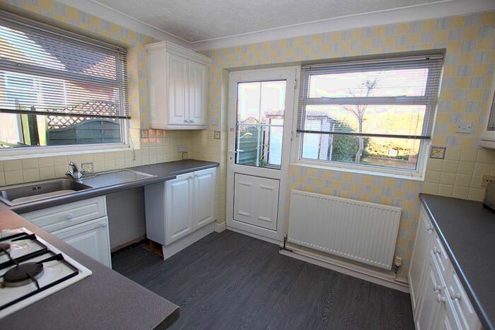 2 Bedroom Semi-Detached Bungalow For Sale In Whitgift Close, Laceby, Grimsby, DN37