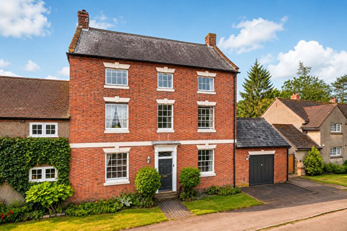 5 Bedroom Semi-Detached House For Sale In Main Street, Ashby St Ledgers, Northamptonshire, CV23