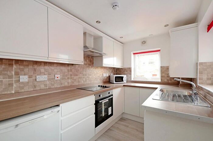 4 Bedroom House To Rent In Ecclesall Road, Sheffield, S11