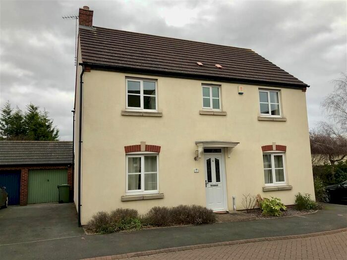 4 Bedroom Property To Rent In Saxifrage Place, Kidderminster, DY10