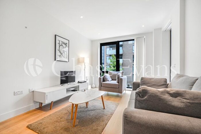 1 Bedroom Flat To Rent In New Village Avenue, Aberfeldy Village, Poplar, London, E14
