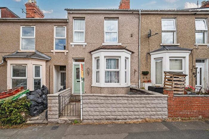 3 Bedroom Terraced House To Rent In Exmouth Street, Old Town, SN1