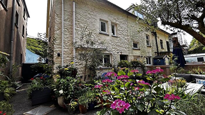 3 Bedroom End Of Terrace House For Sale In Main Street, Solva, SA62