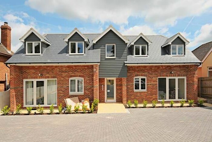 1 Bedroom Flat To Rent In Kennington, Oxford, OX1