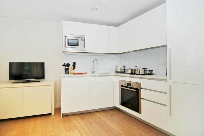 3 Bedroom Flat To Rent In B Merchant Square East, Paddington, London, W2