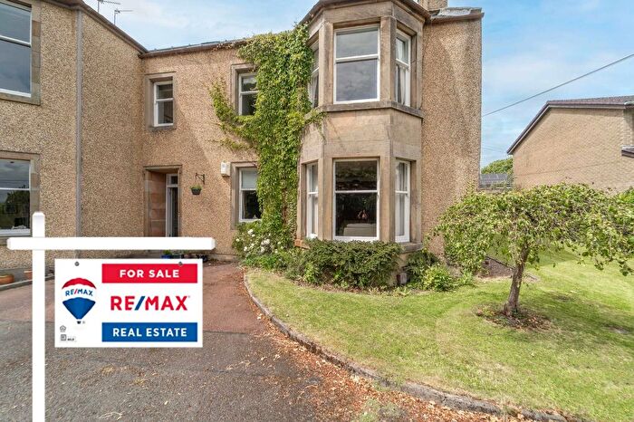 3 Bedroom Semi-Detached House For Sale In Manse Park, Uphall, EH52