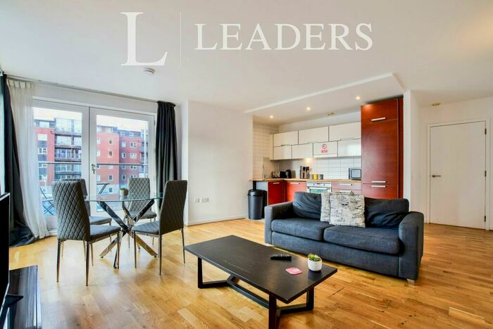 2 Bedroom Apartment To Rent In Skyline Central, Goulden Street, Manchester, M4