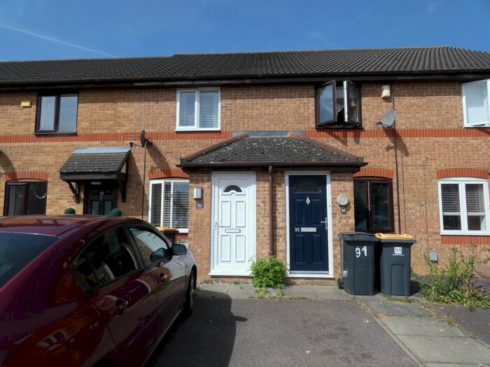 2 Bedroom Terraced House To Rent In Poppyfields, Bedford, MK41