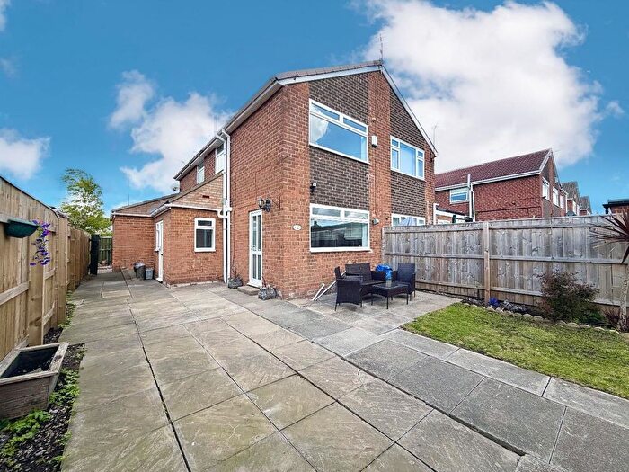 3 Bedroom Semi-Detached House For Sale In Washington Grove, Stockton-On-Tees, TS20