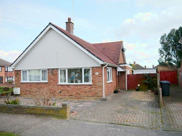 2 Bedroom Bungalow To Rent In Selkirk Road, Ipswich, Suffolk, IP4