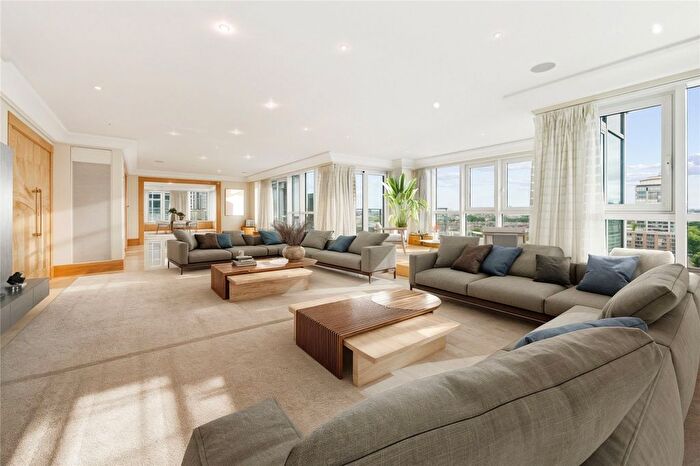 5 Bedroom Flat For Sale In St George Wharf, Vauxhall, London, SW8