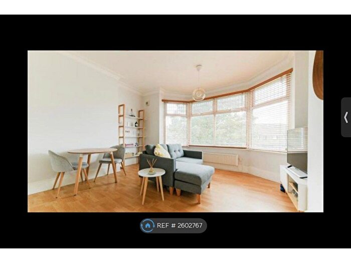 1 Bedroom Flat To Rent In Grayham Road, New Malden, KT3