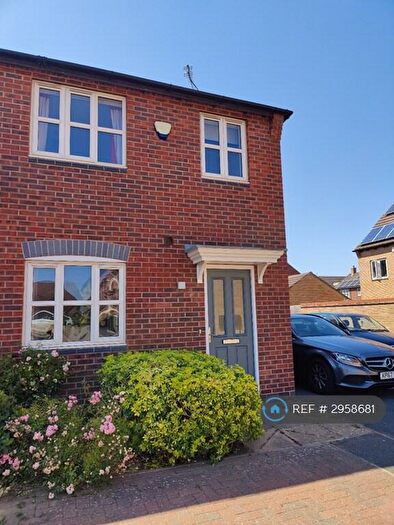 3 Bedroom End Of Terrace House To Rent In The Carabiniers, Coventry, CV3