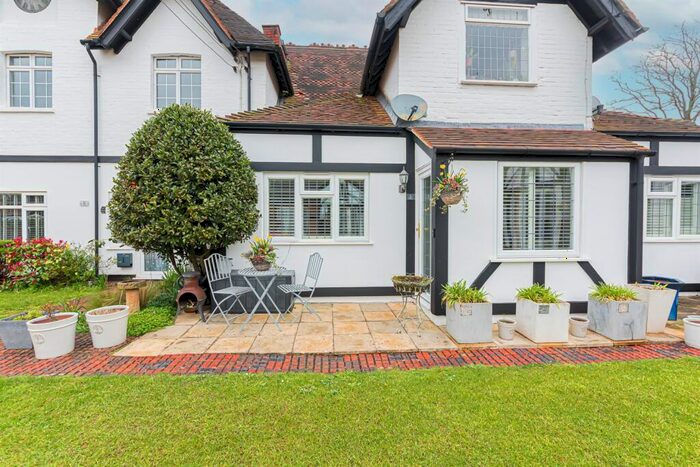 2 Bedroom Apartment To Rent In The Clockhouse, Heathlands Road, Wokingham, RG40