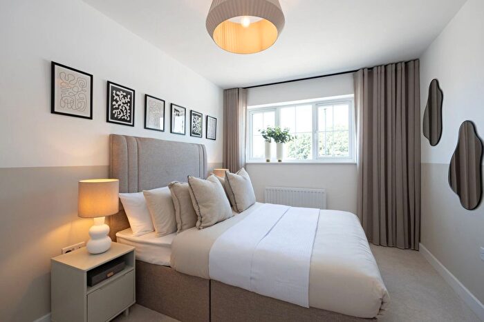 4 Bedroom Semi Detached House For Sale In Parr Avenue, Whiston, L35