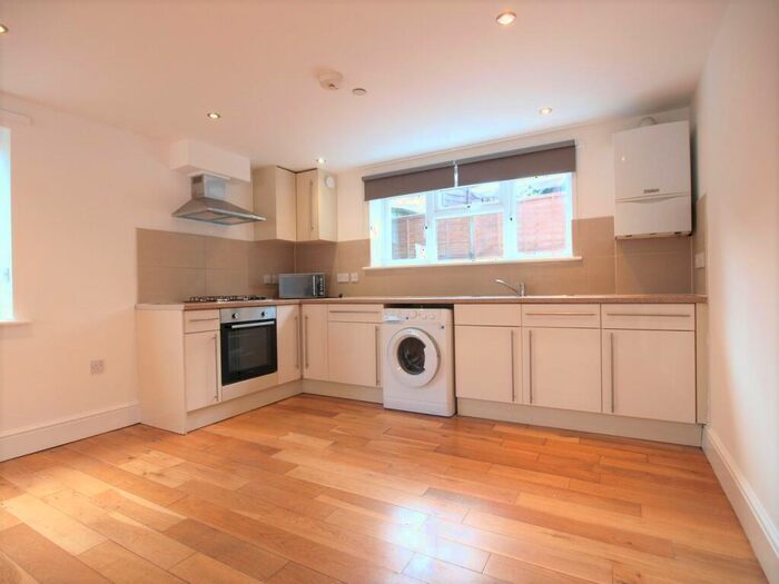 3 Bedroom Flat To Rent In Old Dairy Mews, Daleview Road, Manor House, N15