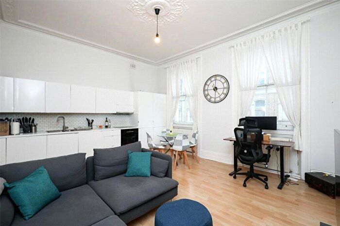 1 Bedroom Apartment To Rent In Finborough Road, Earls Court, London, SW10