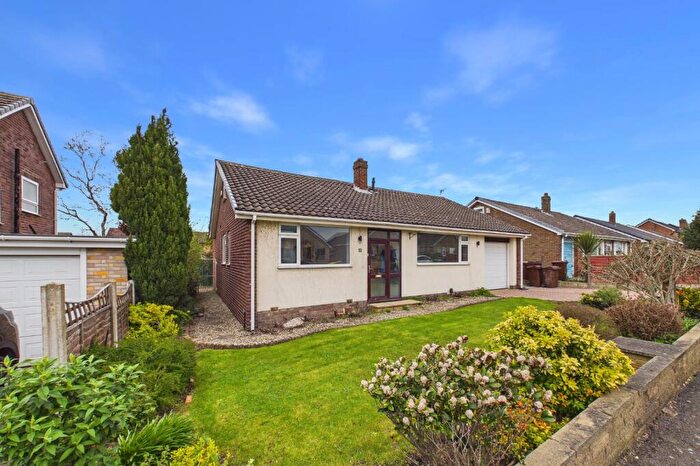 3 Bedroom Bungalow For Sale In Templegate Close, Leeds, West Yorkshire, LS15