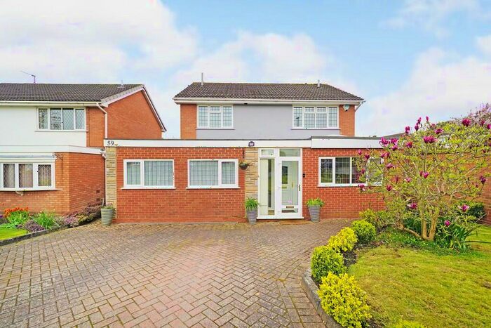 3 Bedroom Detached House To Rent In Copt Heath Drive, Knowle, B93