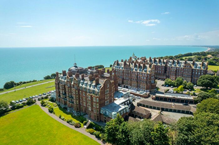 1 Bedroom Apartment For Sale In The Grand, The Leas, CT20