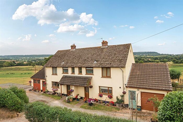 3 Bedroom Semi-Detached House For Sale In Fluxton, Ottery St Mary, EX11