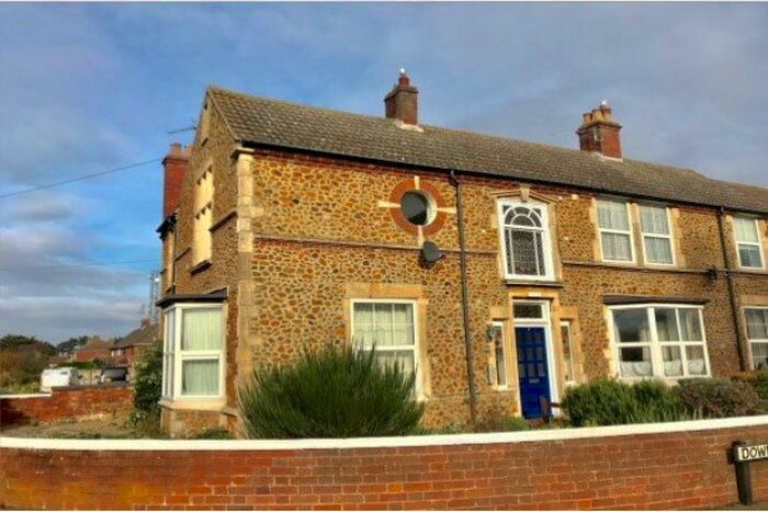 2 Bedroom Flat To Rent In Downs Road, Hunstanton, PE36