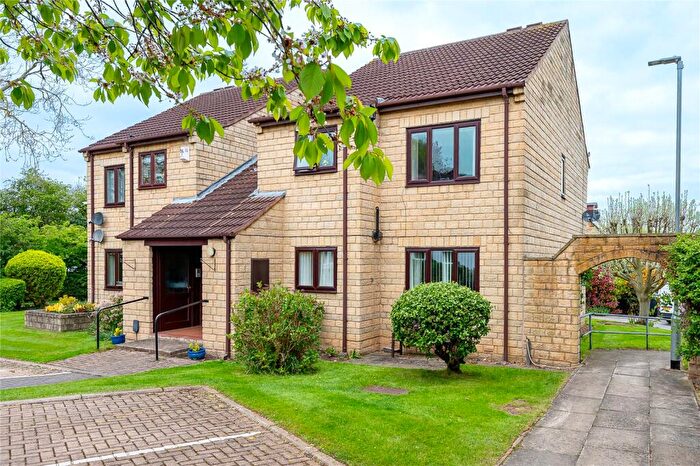 2 Bedroom Apartment For Sale In Millgarth Court, Collingham, LS22