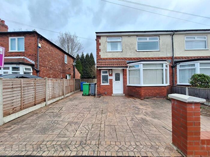 3 Bedroom Semi-Detached House To Rent In Kings Road, Chorlton Cum Hardy, Manchester, M21