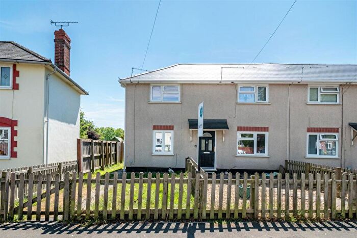 1 Bedroom Flat For Sale In The Crescent, Pewsey, SN9