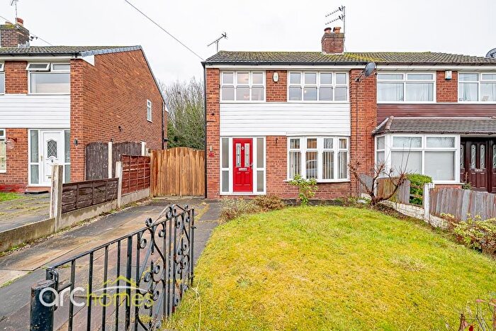 3 Bedroom Semi Detached House For Sale In Ringway Avenue, Leigh, WN7