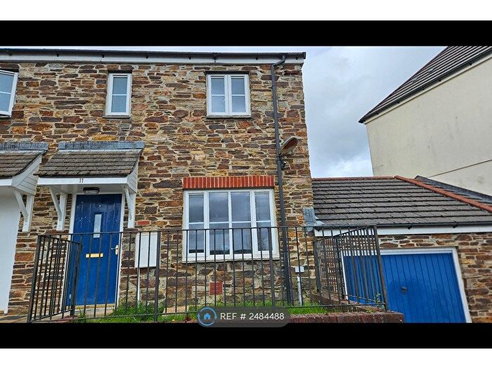 3 Bedroom Semi-Detached House To Rent In Poltair Meadow, Penryn, TR10
