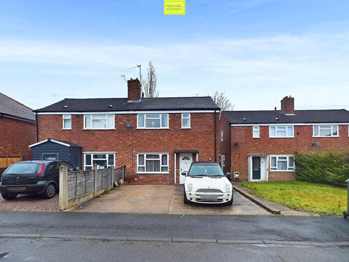 2 Bedroom Semi-Detached House For Sale In Sandringham Close, Calow, S44