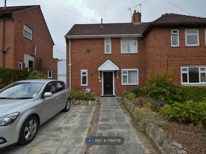 3 Bedroom Semi-Detached House To Rent In Larch Grove, Stoke-On-Trent, ST3