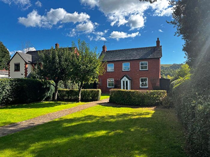 3 Bedroom Detached House To Rent In Meifod, Powys, SY22