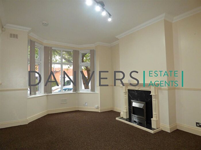 2 Bedroom Flat To Rent In Sykefield Avenue, Leicester, LE3