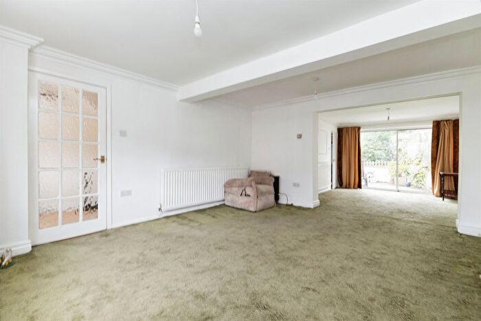 3 Bedroom Cottage For Sale In Meldyke Lane, Stainton, Middlesbrough, TS8