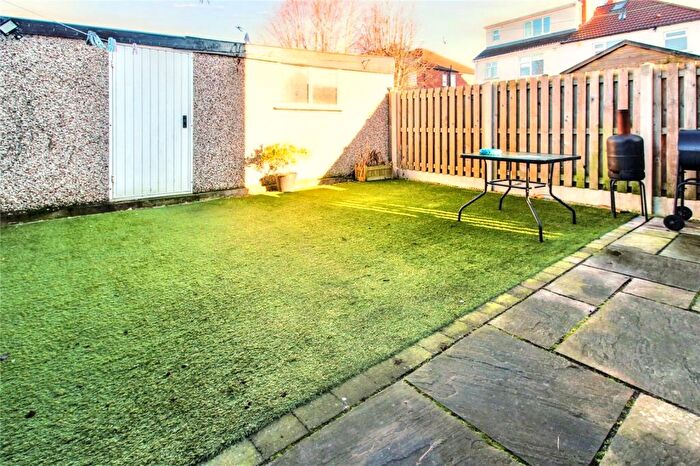 3 Bedroom End Of Terrace House For Sale In North Road, Leeds, West Yorkshire, LS15